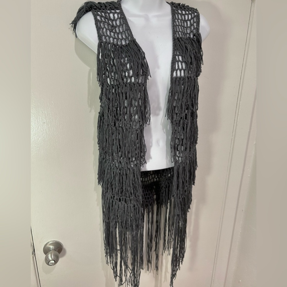 Umgee USA fringe charcoal gray boho vest!